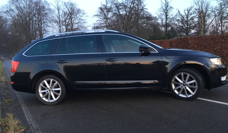 *verkocht* Skoda Octavia 1.6 TDI 77KW Combi Dsg-7 2014 Zwart