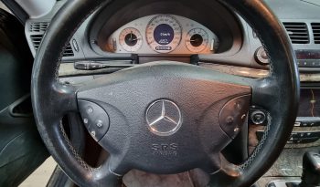 Mercedes-Benz E320 benzine Avantgarde | Youngtimer | NAP | 01-2023 APK | 316.794 km | full