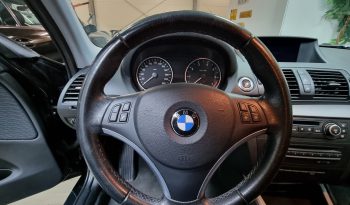 BMW 116i | 2009 | APK | Onderhoudshistorie | Navi | Climate Control | 5 deurs | full