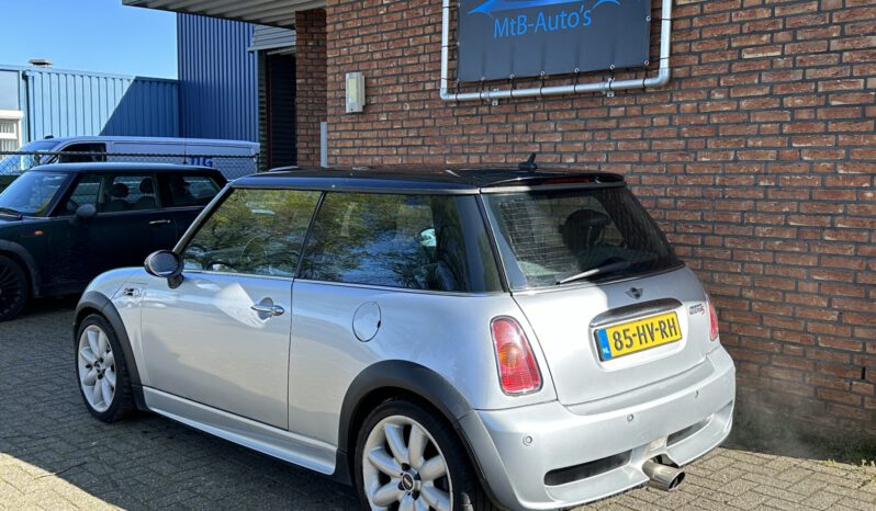 *verkocht* Mini Cooper 1.6 16v met Works kit 125 PK | 2002 | APK 11-2024 | S Look | full