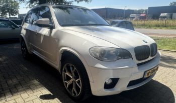 *Verkocht* BMW X5 xDrive 35i High Executive | 2011 | 03-25 APK | 7 persoons | Pano | 176954 km | full