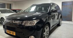 Mitsubishi Outlander 2.0 intense | 2014 | Automaat | NAP | APK nieuw | Trekhaak |