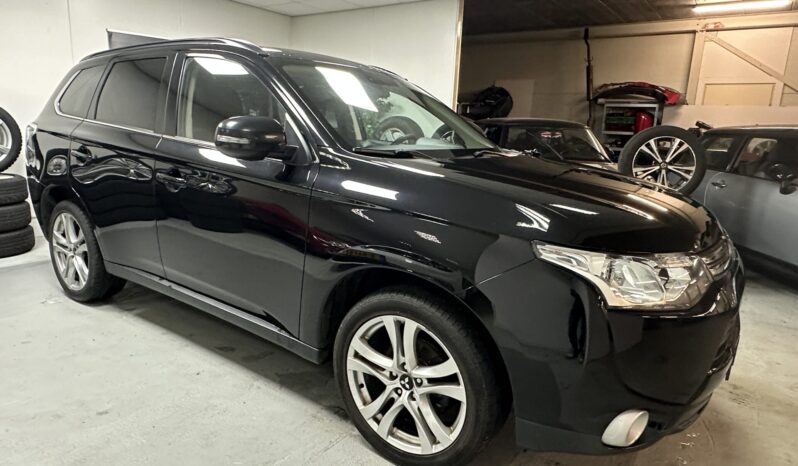 Mitsubishi Outlander 2.0 intense | 2014 | Automaat | NAP | APK nieuw | Trekhaak | full