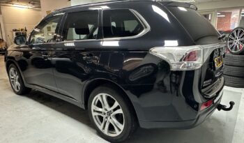 Mitsubishi Outlander 2.0 intense | 2014 | Automaat | NAP | APK nieuw | Trekhaak | full