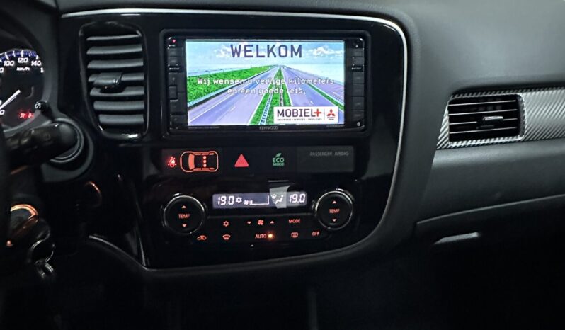 Mitsubishi Outlander 2.0 intense | 2014 | Automaat | NAP | APK nieuw | Trekhaak | full