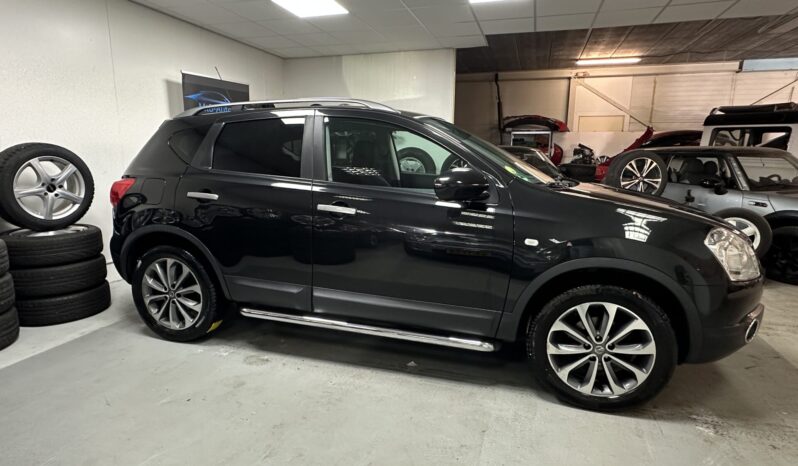 Nissan Qashqai 2.0 Connect Edition full