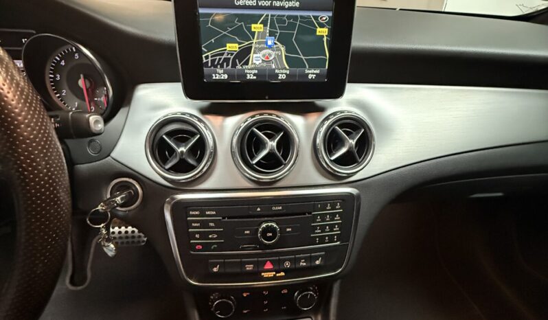 Mercedes-Benz GLA-klasse 200 Ambition Automaat 2015 full