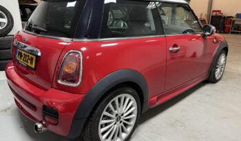Mini 1.6 Cooper JCW uitvoering! full