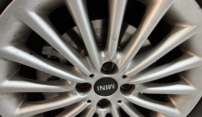Mini 1.6 Cooper JCW uitvoering! full