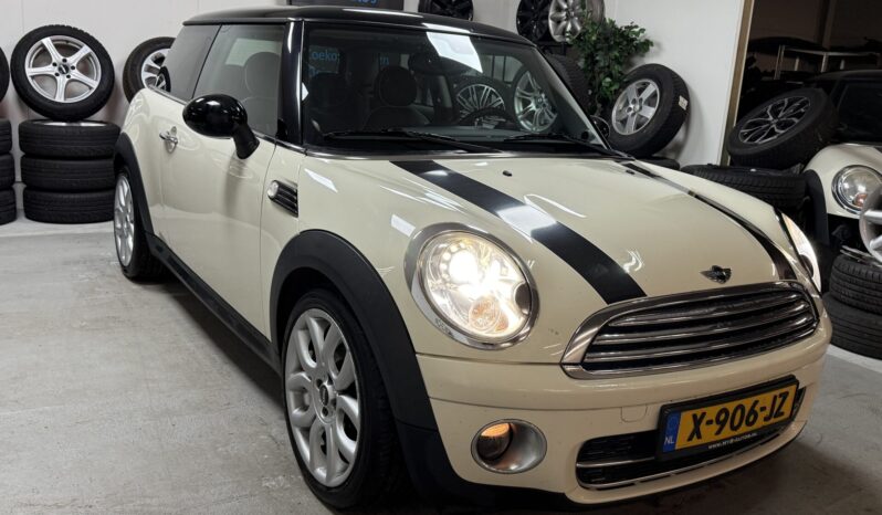 Mini Mini 1.6 Cooper D | Loune Interieur | Navigatie | Stoelverwarming | full