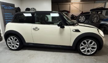 Mini Mini 1.6 Cooper D | Loune Interieur | Navigatie | Stoelverwarming | full