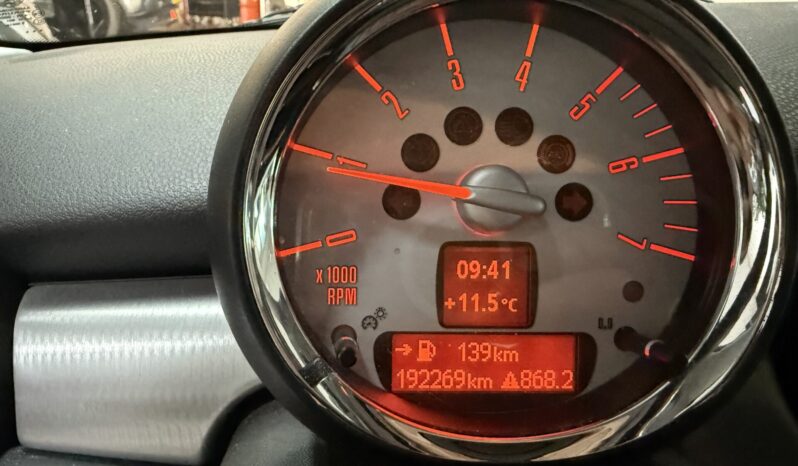Mini Mini 1.6 Cooper D | Loune Interieur | Navigatie | Stoelverwarming | full