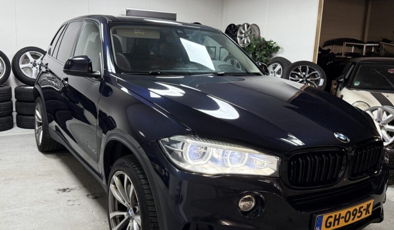 BMW X5 XDrive30d High Executive 2015 full